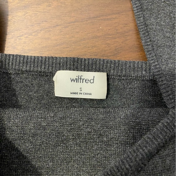 Aritzia Wilfred Knit Crop Top - Picture 3 of 3